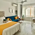 Center * Τορρεμολίνος
