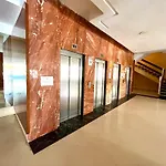 Center Διαμέρισμα *