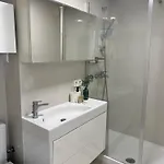 Διαμέρισμα Center *